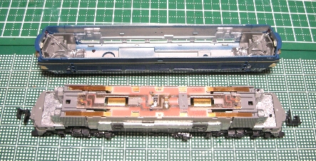 EF66前期型-3.jpg