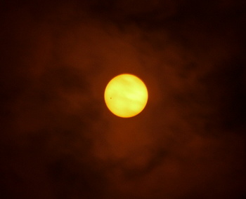 金星太陽面通過1.jpg